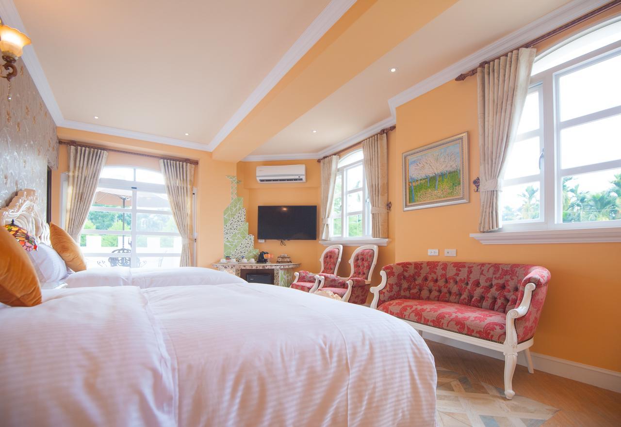 山閱聖堡羅莊園 Bed and Breakfast Yuchi Exteriör bild