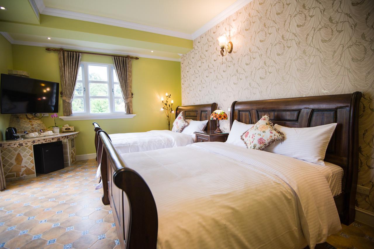 山閱聖堡羅莊園 Bed and Breakfast Yuchi Exteriör bild