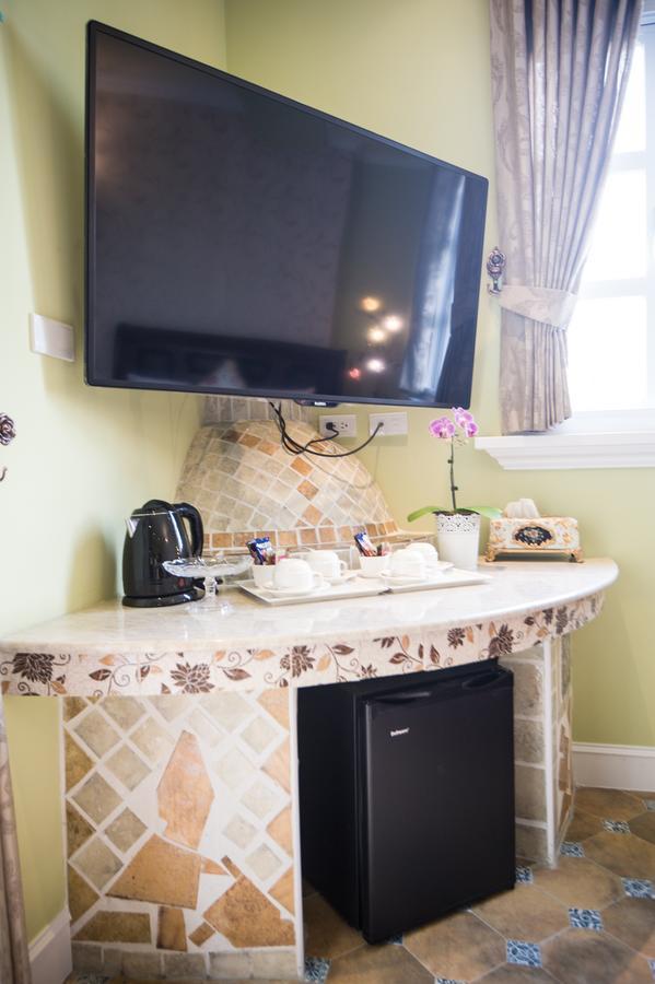山閱聖堡羅莊園 Bed and Breakfast Yuchi Exteriör bild