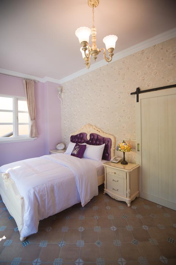山閱聖堡羅莊園 Bed and Breakfast Yuchi Exteriör bild