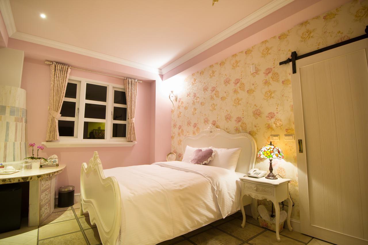山閱聖堡羅莊園 Bed and Breakfast Yuchi Exteriör bild