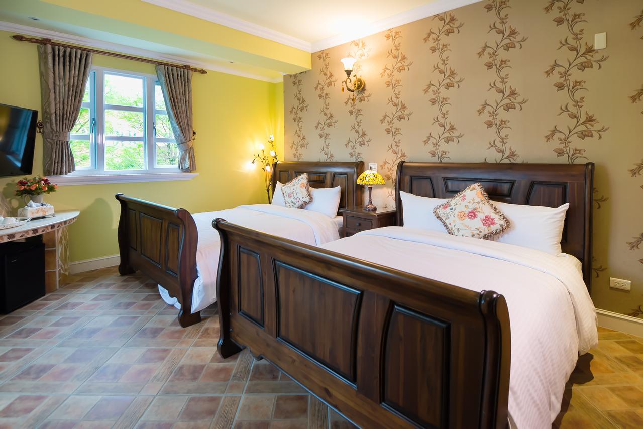 山閱聖堡羅莊園 Bed and Breakfast Yuchi Exteriör bild