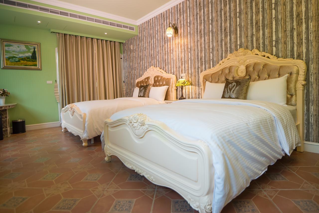 山閱聖堡羅莊園 Bed and Breakfast Yuchi Exteriör bild