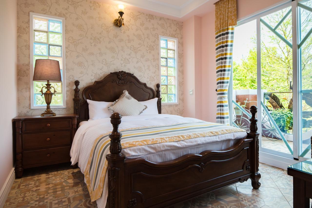 山閱聖堡羅莊園 Bed and Breakfast Yuchi Exteriör bild