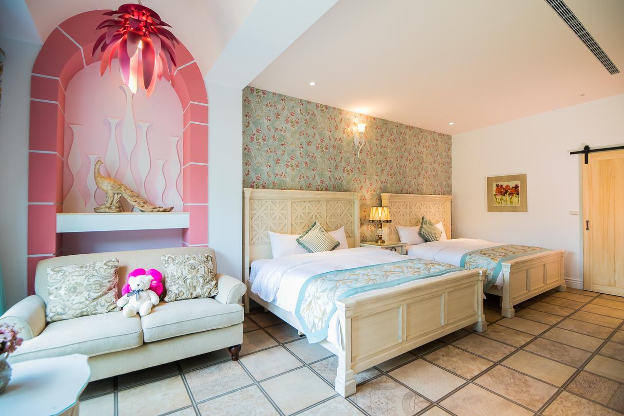 山閱聖堡羅莊園 Bed and Breakfast Yuchi Exteriör bild