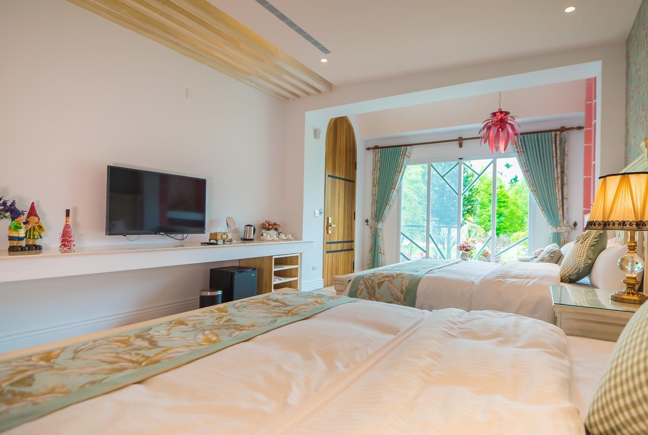 山閱聖堡羅莊園 Bed and Breakfast Yuchi Exteriör bild